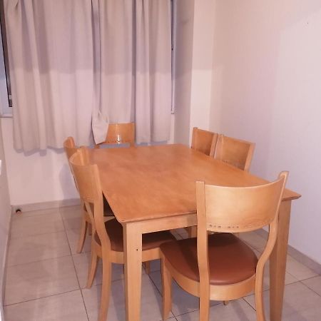 לרנקה Family Apartment In Mackezie מראה חיצוני תמונה