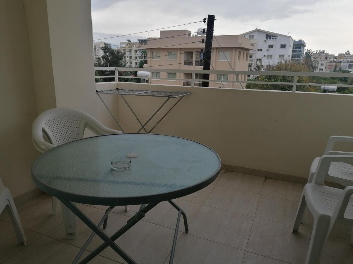 לרנקה Family Apartment In Mackezie מראה חיצוני תמונה